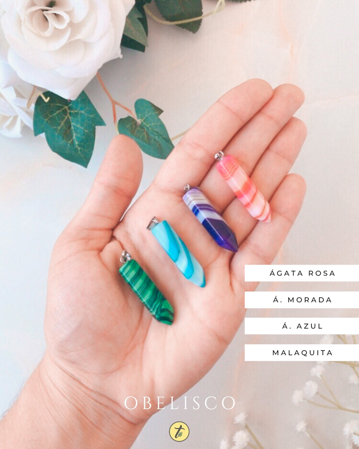 Dijes obelisco 3 Colgantes Obelisco 3 (Ágata Rosa, Ágata Morada, Ágata Azul, Malaquita)